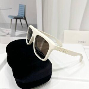 NWT GUCCI GG1570S - 003 Sunglasses